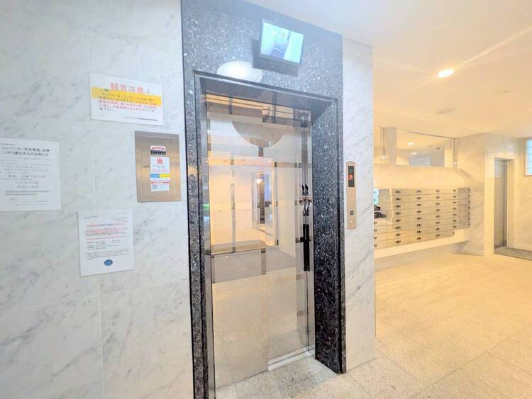 その他 エレベーター完備のため荷物が多くなっても安心。