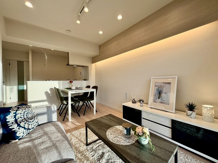 居間 充実した生活は伸びやかな居室空間から始まります。