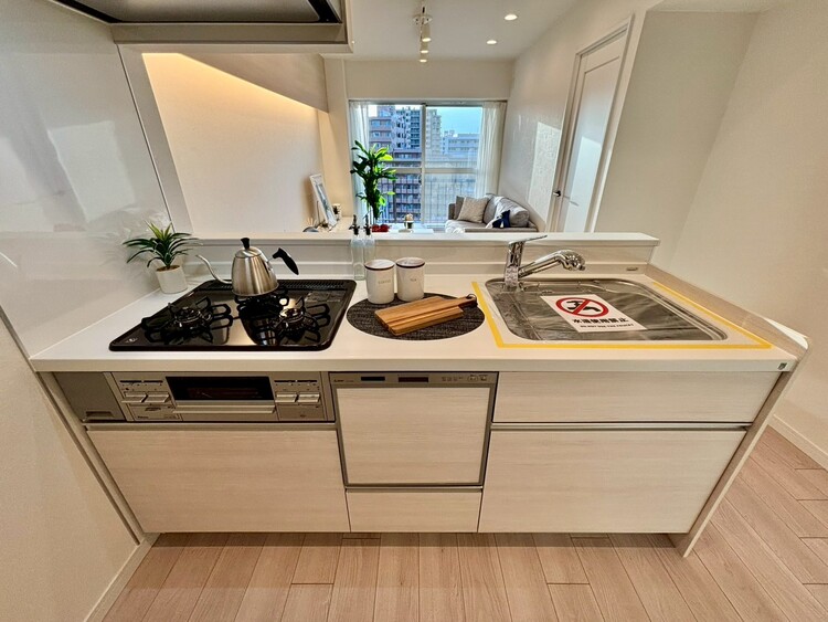 キッチン 開放感のあるキッチンスペース。調理をしながら、会話も弾みそうですね。