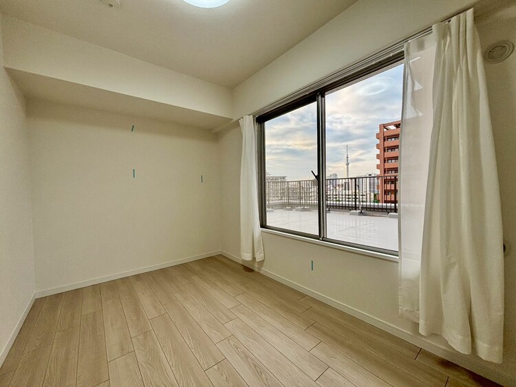 子供部屋 清かで艶やかな時間をもたらしてくれる室内です。