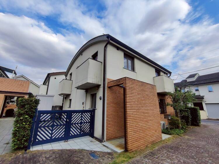 外観 飽きのこないシンプルモダンな外観です。