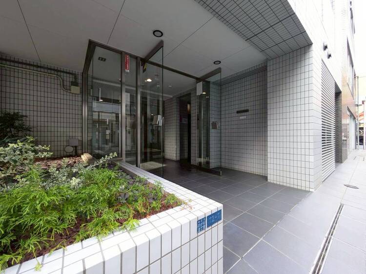 その他 上質感漂う玄関アプローチです。