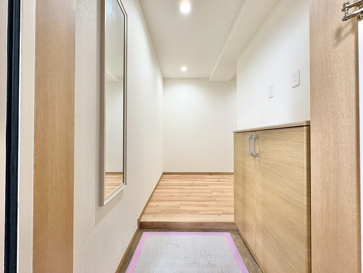 玄関 シューズボックスを完備した玄関です。