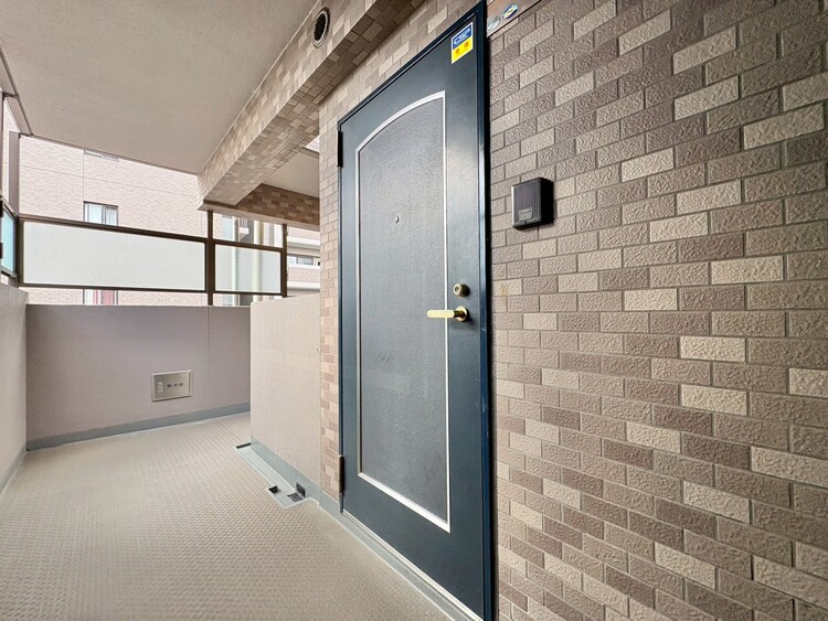 玄関 玄関を開ければ、そこは安らぎのご自宅。