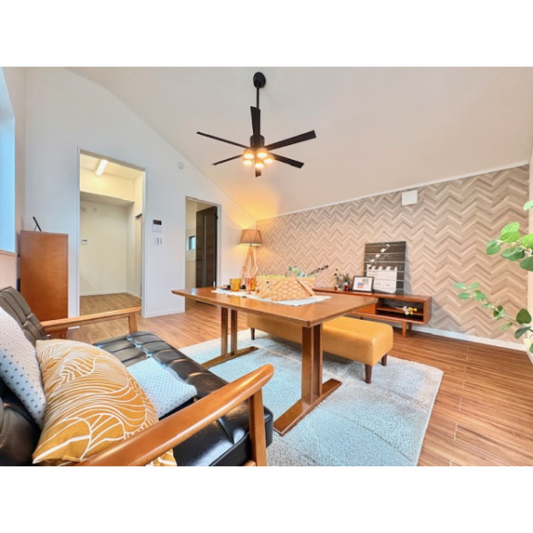 内装 2025年10月6日撮影