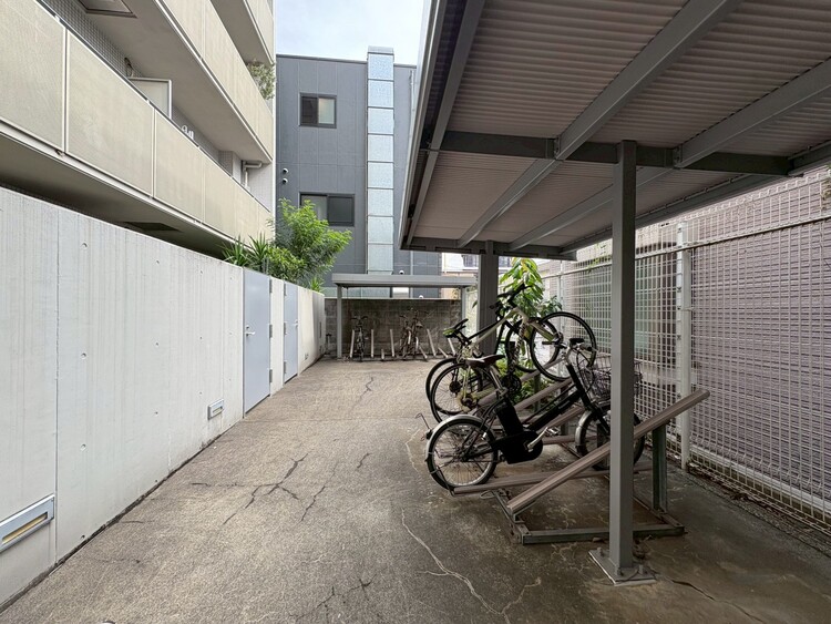 その他 駐輪場も綺麗に整頓されています。※空き状況は都度ご確認下さい。
