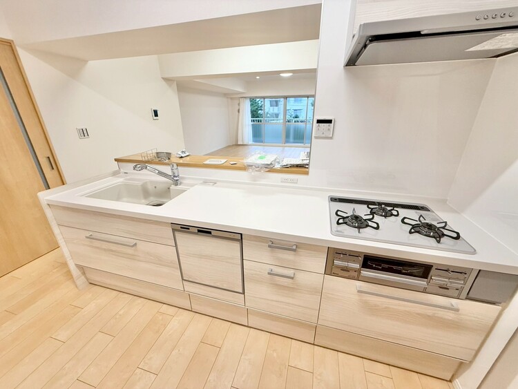 その他 使いやすくスタイリッシュなキッチン空間になっております。