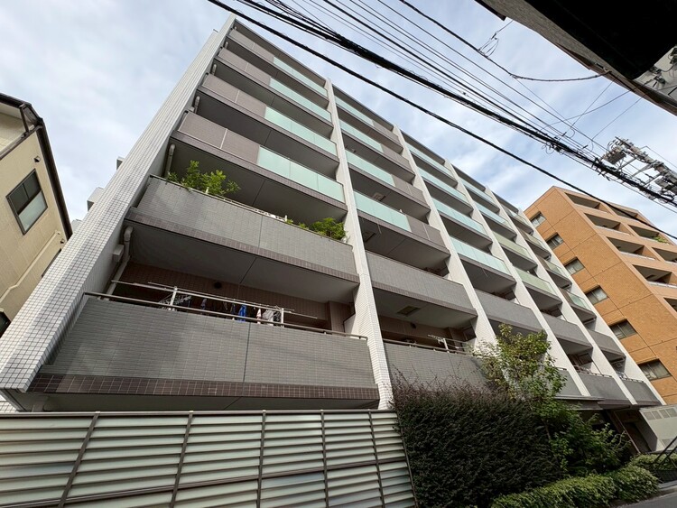 その他 飽きのこないシンプルモダンな外観です。