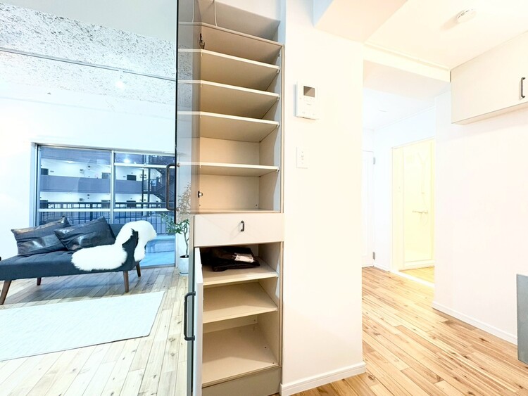 その他 収納スペースが付いていて、お部屋を広く使っていただけます。