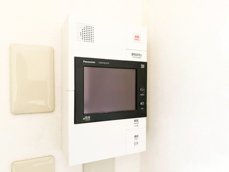 その他 誰が来てもわかる様にモニター付きインターホンを設置。