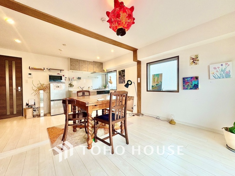 内装 愛しさと、切なさと、心強さと。いつもそばで共感してくれる、恋人のような存在。そんな部屋で生きて行きたい。