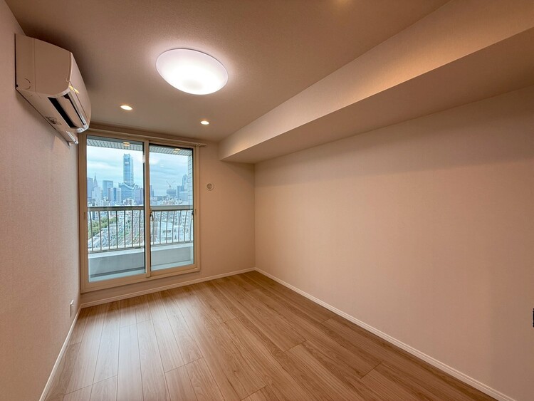 その他 清かで艶やかな時間をもたらしてくれる室内です。