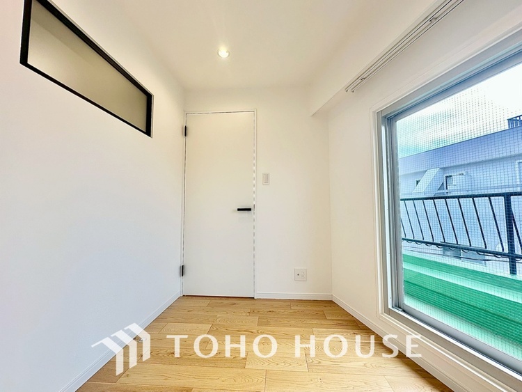 内装 【PRIVATE ROOM】◆属毛離裏◆子は父を手本とし、母に愛育されて成長する。家族の深い繋がり。いつまでも大切にしたい。