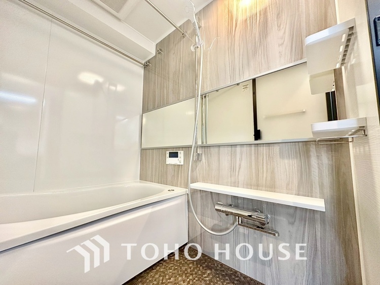 風呂 【BATHROOM】◆プライベートな空間◆simpleだからrelaxできるんです。こころもからだもキレイさっぱり。