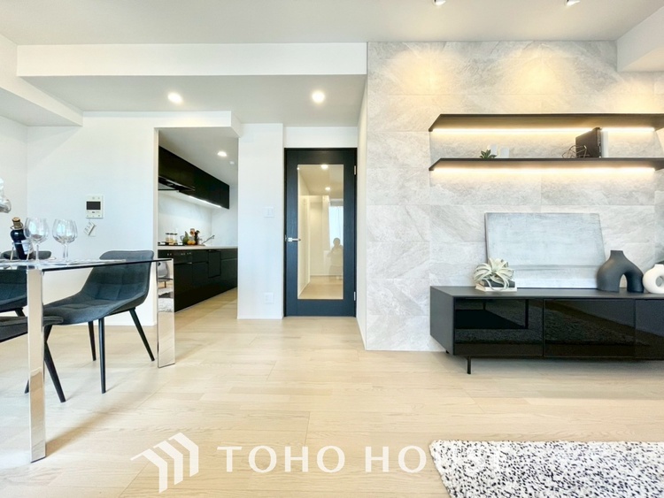 内装 【LIVING】◆住む喜び、楽しさ、感動◆を君と共有したい。いつまでもずっと家族を見渡せるこの広い空間で。