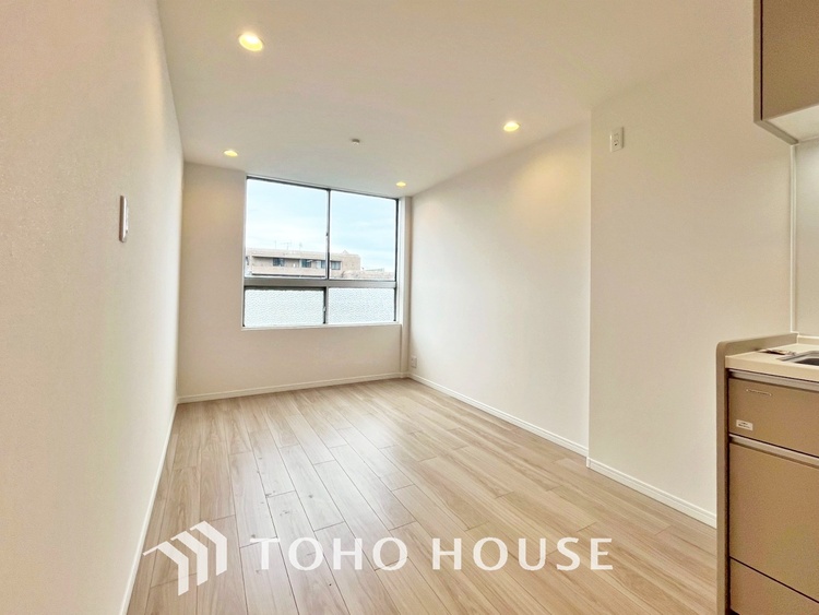 内装 【LIVING】◆扉を◆開くとこの景色。家族の”おかえり”の声が聞こえてきそう。