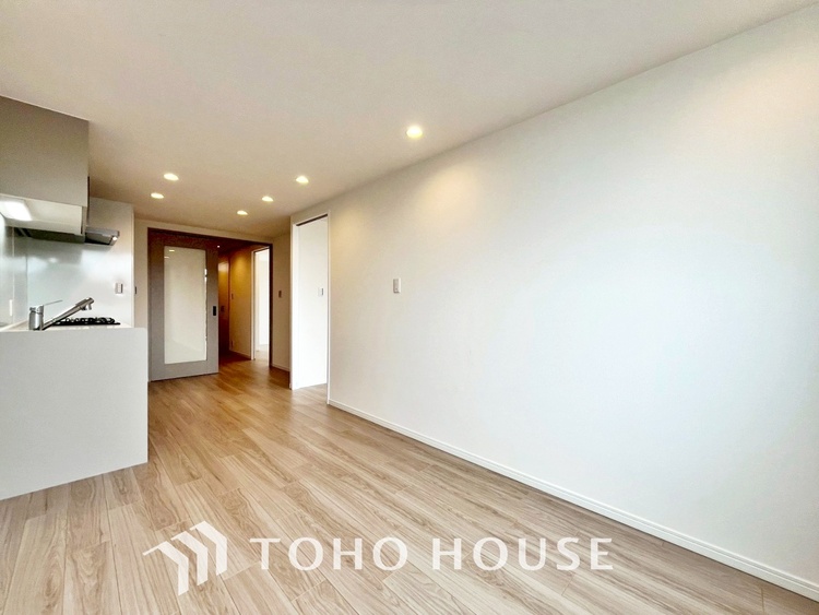 内装 【LIVING】◆Sunshine◆光が燦々と入り、いるだけで気持ちいい。「開放的でゆとりあるお部屋です。」