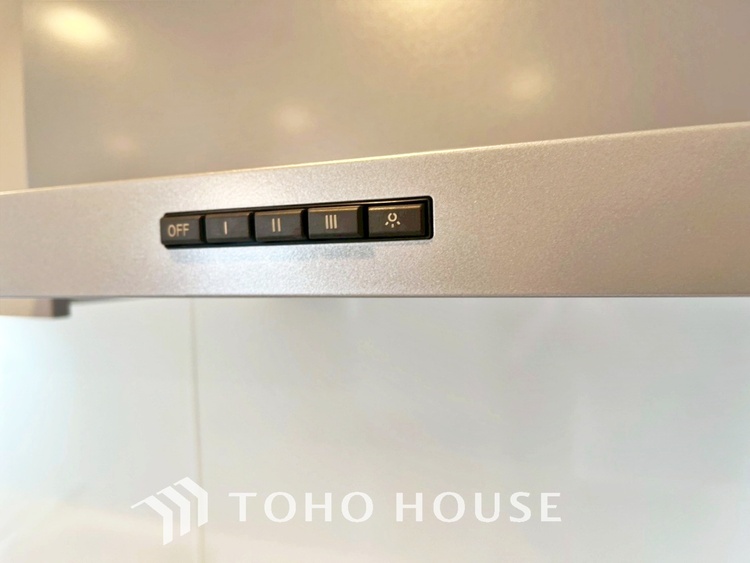 その他 【KITCHEN】◆開放的◆後片付けが楽なシステムキッチン。収納スペースの充実！