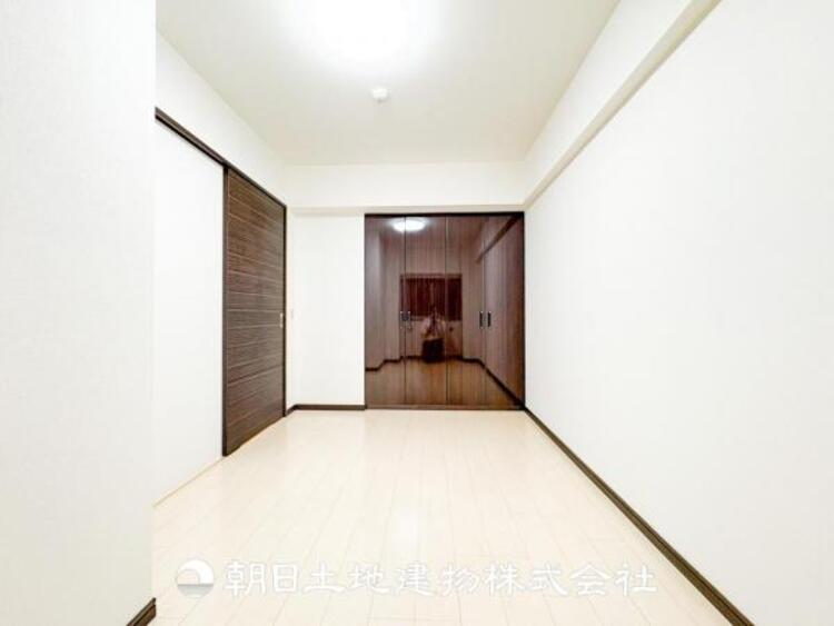 内装 爽やかな空間演出とセンス良く纏められた室内は素敵な寛ぎ空間です。