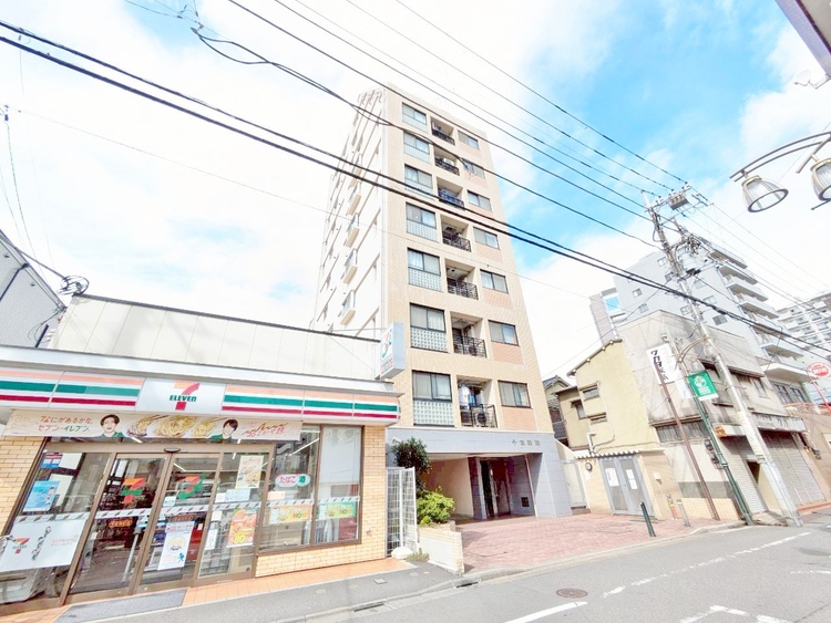 外観 ライフプランニングからローンまで、一貫してご説明させていただきます。お気軽にお問い合わせくださいませ。