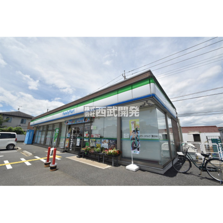 周辺 ファミリーマート(約210m)