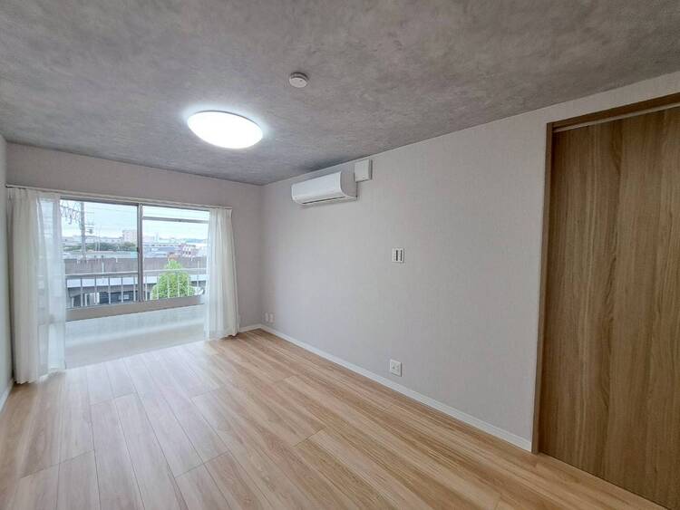 その他 シンプルな内装と偏り過ぎないデザインで統一しました。