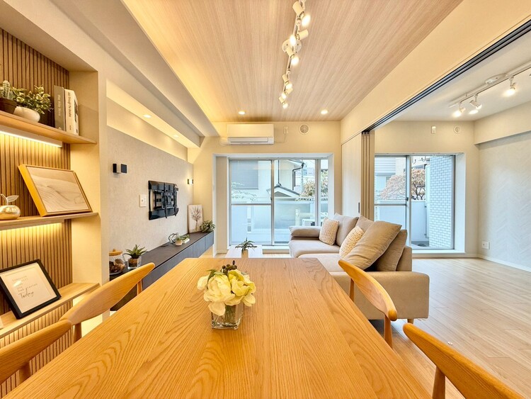 その他 シンプルな内装と偏り過ぎないデザインで統一しました。