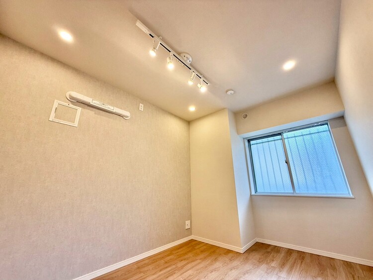 その他 清かで艶やかな時間をもたらしてくれる室内です。