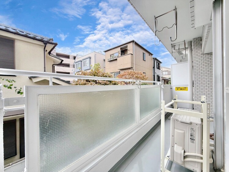 その他 朝の澄んだ空気や、夕方に吹く清々しい風を感じられるバルコニー。