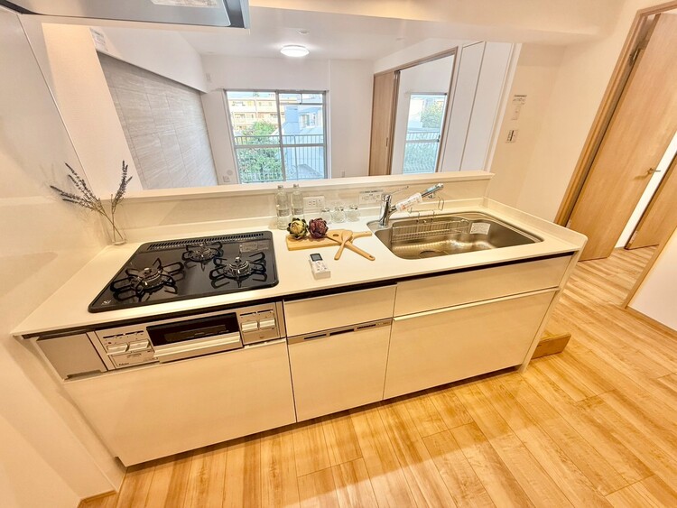 その他 使いやすくスタイリッシュなキッチン空間になっております。