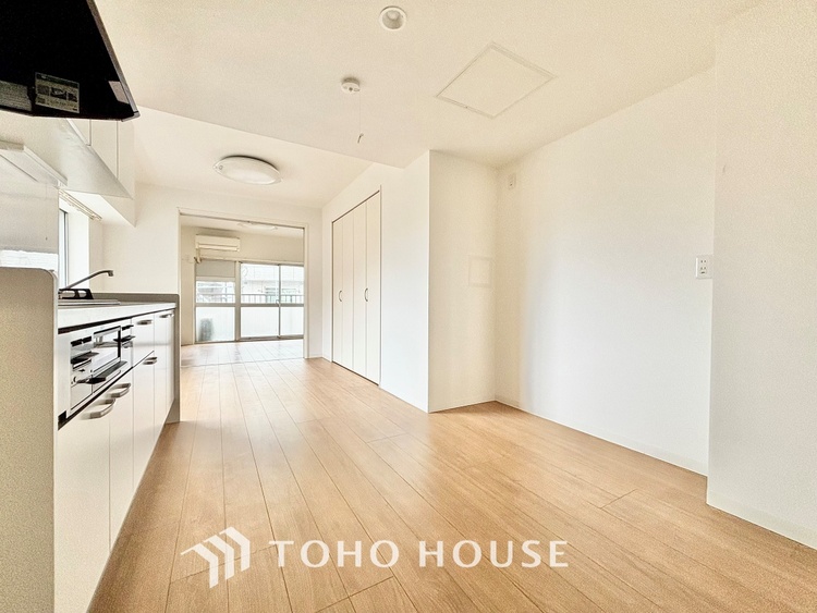 内装 ◆隠された美しさ◆流麗な音楽が流れているような繊細でいながら整然かつ堅牢なこの空間。この空間は確かに美しい。しかし、そこには美しさ以上のものが隠されている。