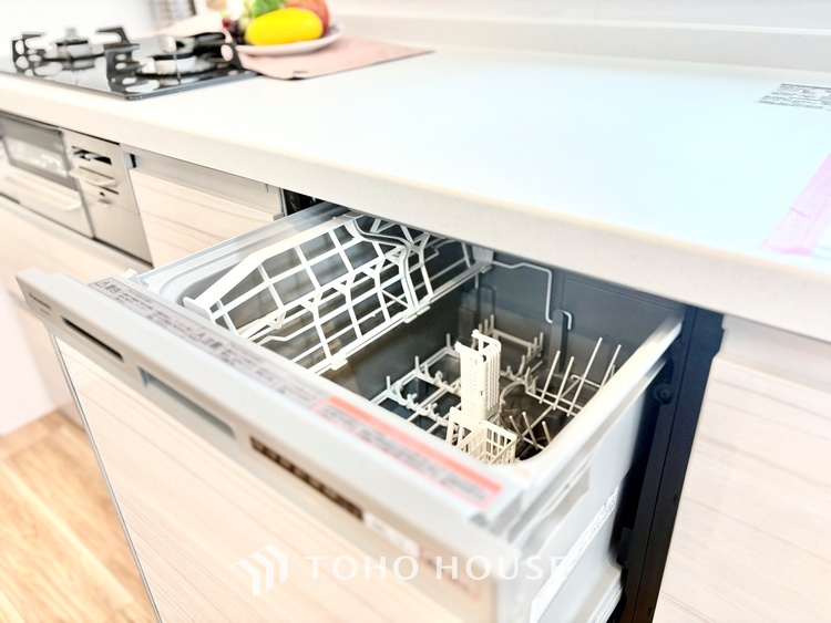 キッチン 【cooking papa is here】料理が苦手な人でも、チャレンジしてみたくなるワイドスパンのキッチン。家族の食卓がここから始まる。