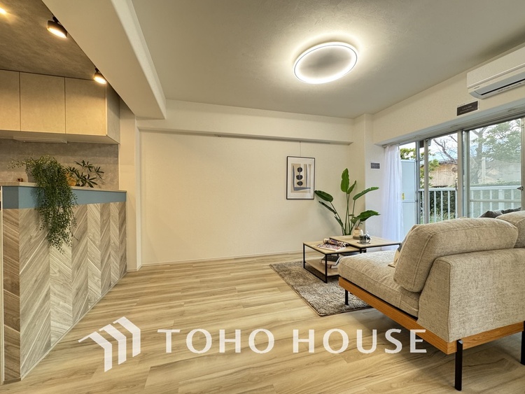 内装 ゆったりとくつろげる上質なリビングダイニング