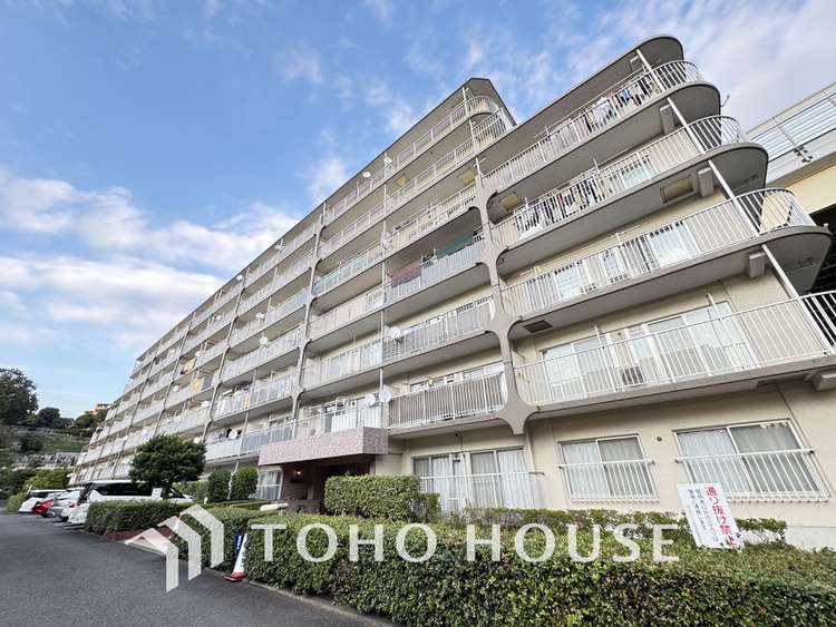 外観 〜1階角部屋、南西向きにつき陽当たり・通風良好〜大切なペットと暮らすリノベーション3LDK〜