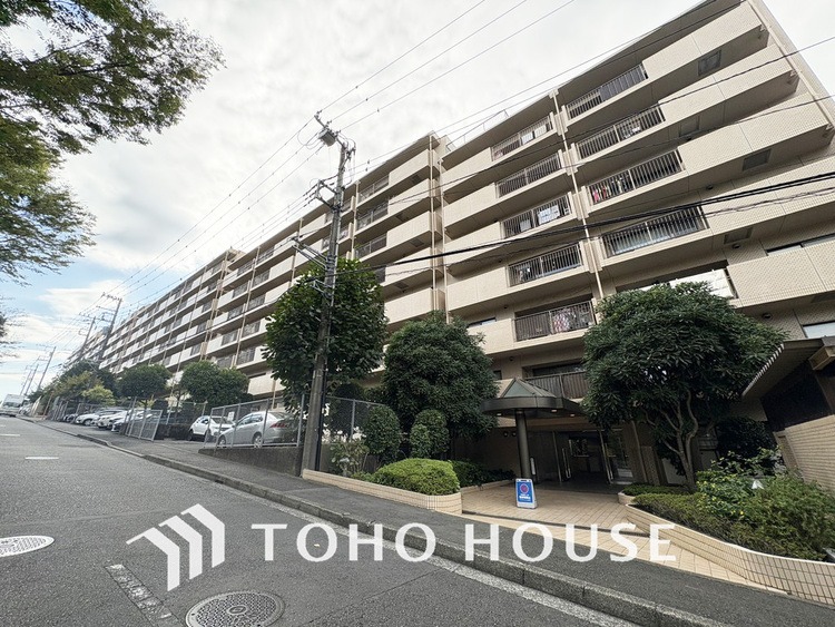 外観 〜広々LDK約16帖のゆとりある住空間〜9階住戸からは富士山やランドマークタワーを遠望〜