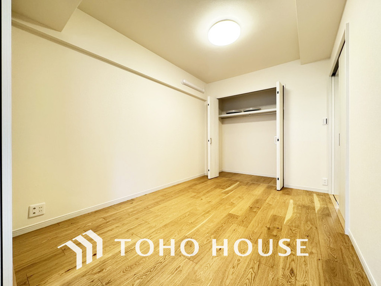 内装 1日の疲れを癒し、心地よく寛げるようゆったりとした広さをしています