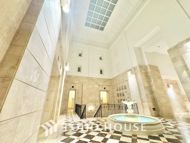 その他 無駄を削ぎ落としたミニマルなデザインが、空間に静謐な美しさをもたらします。研ぎ澄まされた感性を満たす場所です。