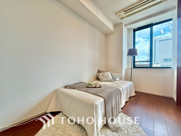 内装 感性を育むプライベートルームはシンプルでスマートな空間。