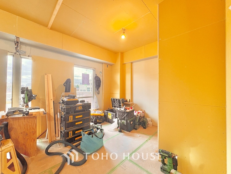 内装 《改装中》寝室は一日の疲れを癒す大切な空間。快適で落ち着けるおすすめの間取りです。