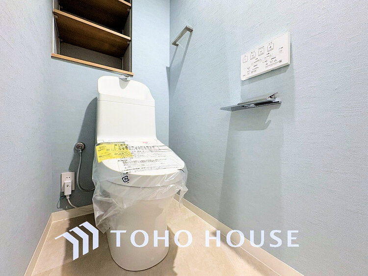 トイレ トイレには快適な温水洗浄便座付