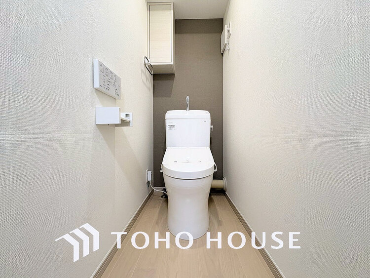 トイレ トイレには快適な温水洗浄便座付