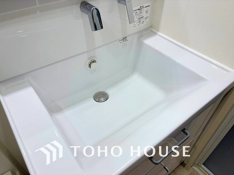 洗面 大きな洗面鏡付き、朝の身支度も楽しくなりますね