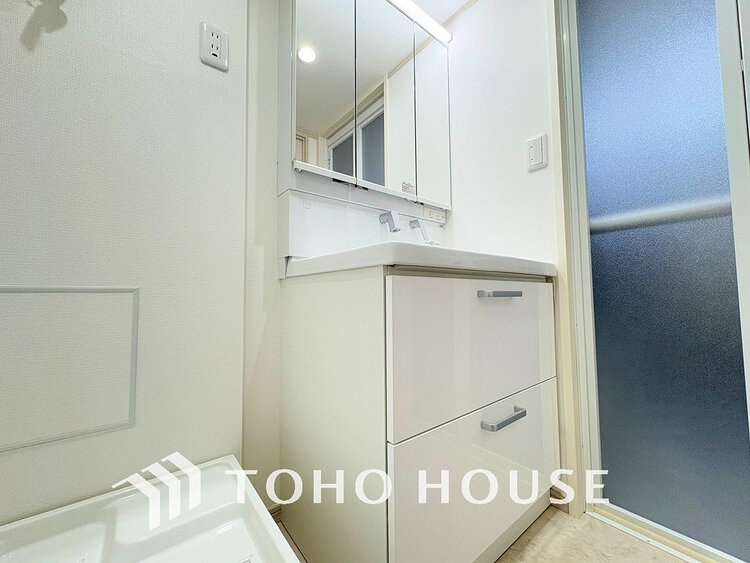 洗面 清潔感のある脱衣場