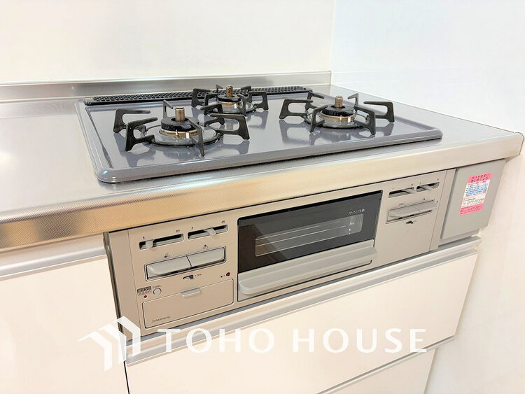 その他 3口ガスコンロで効率よくお料理できますね