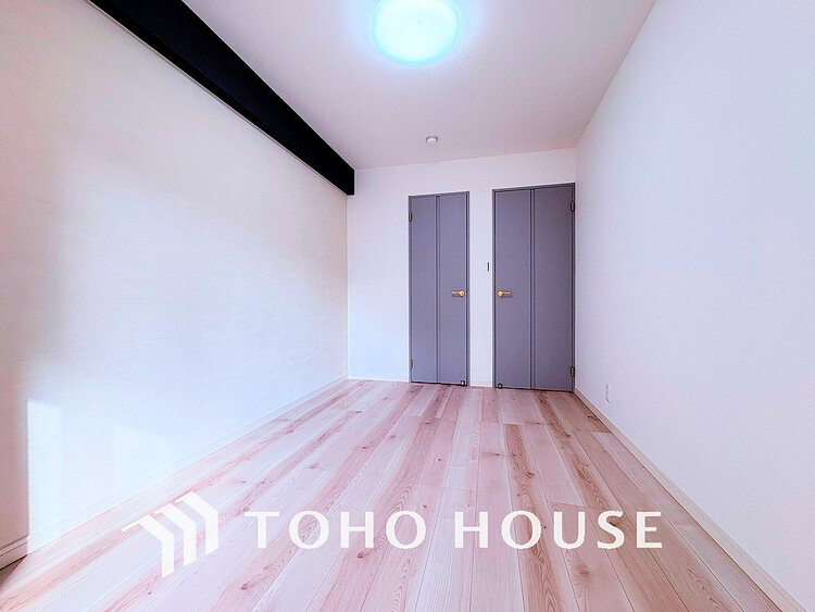 内装 1日の疲れを癒し、心地よく寛げるようゆったりとした広さをしています