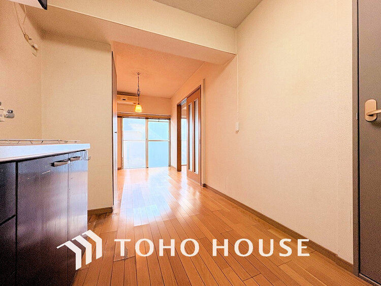 内装 ゆったりとくつろげる上質なリビングダイニング