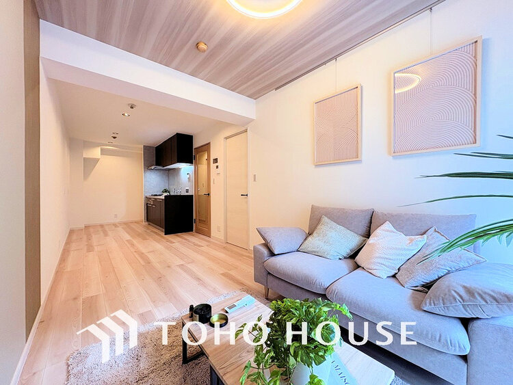 内装 広がりのある住空間、家族が集まるリビング・ダイニング