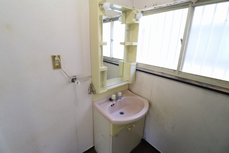 その他 【洗面台】南日本ハウスにて無料でリフォーム見積もり致します。ワンストップサービスで物件の購入からリフォーム工事まで弊社にお任せ下さい。