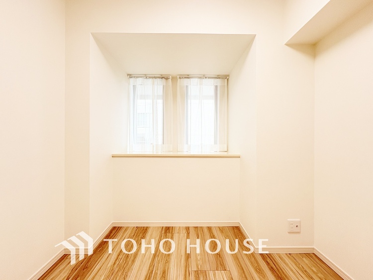 内装 【PRIVATE ROOM】◆属毛離裏◆子は父を手本とし、母に愛育されて成長する。家族の深い繋がり。いつまでも大切にしたい。