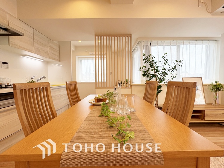 内装 【LIVING】◆Sunshine◆光が燦々と入り、いるだけで気持ちいい。「開放的でゆとりあるお部屋です。」